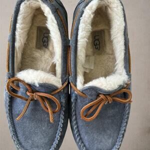 Ugg moccasin slipper